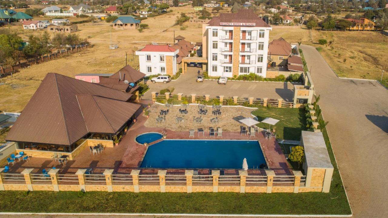 Regency Resort Singida 外观 照片